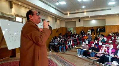 انطلاق قوافل تعليمية مجانية للشهادتين الإعدادية والثانوية بالوادي الجديد