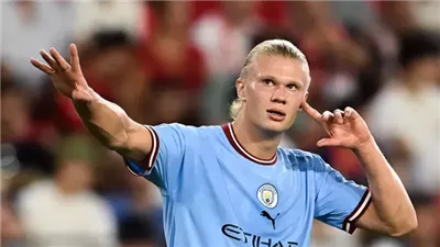 هالاند يطارد إنجاز ميسي التاريخي