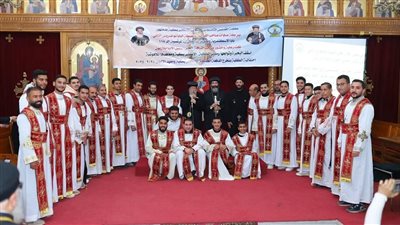 الأنبا إيلاريون يترأس احتفالات طلبة كلية القديس أثناسيوس الرسولي الإكليريكية