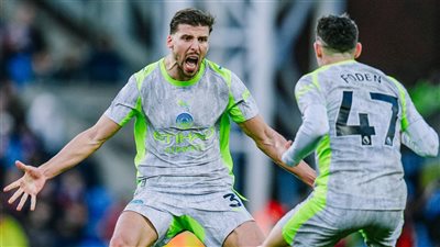 الدوري الإنجليزي، مانشستر سيتي يضرب كريستال بالاس بثلاثية ويواصل مطاردة آرسنال (صور)