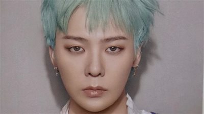 جي دراجون يكسر صمته ويرد مباشرة على انتقادات أدائه الحي خلال جولته العالمية