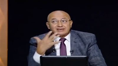سيد علي معلقًا على التحقيق مع عمار علي حسن: غياب قانون المعلومات سبب انتشار الأكاذيب