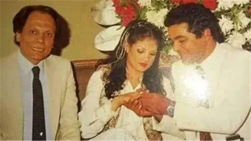 عادل إمام وشقيقته