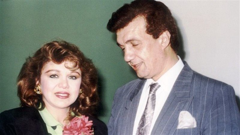 احمد سمير وزوجته
