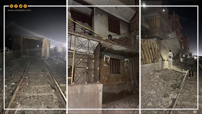 10 صور تكشف الحادث، انقلاب حاويات قطار بطوخ يدمر سور المنازل ويوقف حركة السكك الحديدية