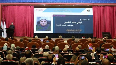 رئيس قطاع المعاهد الأزهرية: الاعتماد التعليمي هو منهج متكامل يسهم في ترسيخ ثقافة التميز