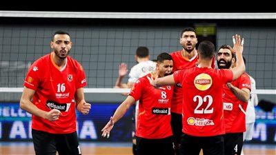 عودة محتملة، الأهلي يراقب أزمة لاعبيه مع السويحلي الليبي