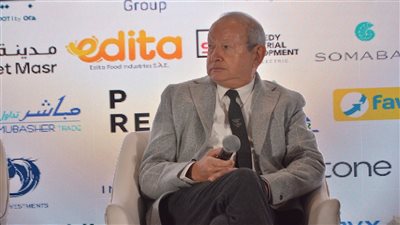 ساويرس: التعدين في العملات الرقمية مستمر لكن أنا بحب الذهب وبفهم فيه