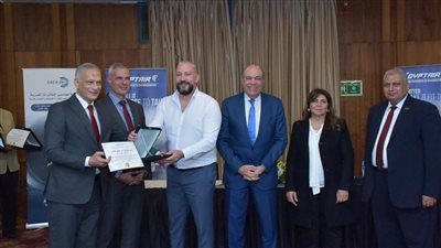 تكريم مهندسي مصر للطيران للصيانة بعد أزمة طائرات إيرباص A320 