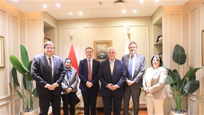 عاشور: الفروع الدولية للجامعات شريك أساسي في تطوير منظومة التعليم العالي