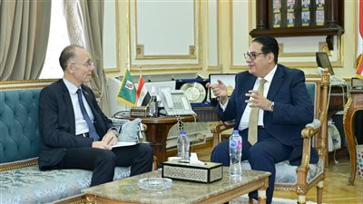 رئيس جامعة القاهرة: نرحب بتعزيز التعاون مع الجامعات البلغارية