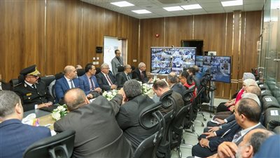 محافظ كفرالشيخ يترأس غرفة العمليات بجولة الإعادة من انتخابات المرحلة الثانية للنواب (صور)