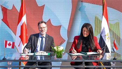 المشاط والسفير الكندي يوقعان اتفاقيات 3 مشروعات جديدة بـ 552 مليون جنيه 