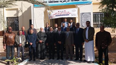 رئيس منطقة مطروح الأزهرية يستقبل المحافظ بكلية البنات ويؤكد دعمه للطالبات 