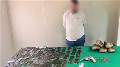 أخبار الحوادث اليوم: مصرع عنصر شديد الخطورة وضبط كميات من المخدرات بـ 100 مليون..ضبط المتهمين بقتل طالب الحقوق في أشمون.. خلافات زوجية تنتهي بمقتل طفل على يد والده بسمالوط