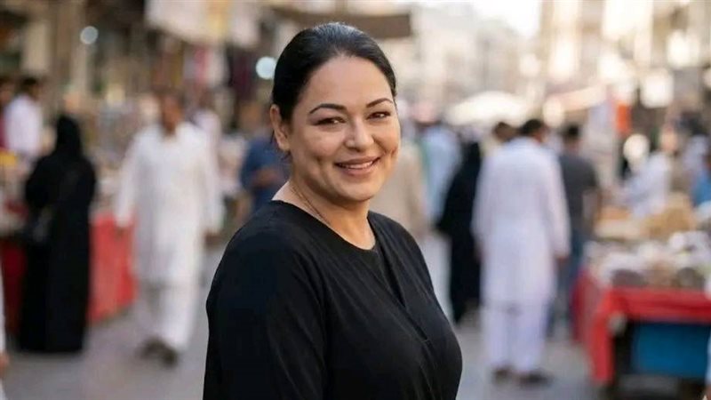 الفنانة نيفين مندور،