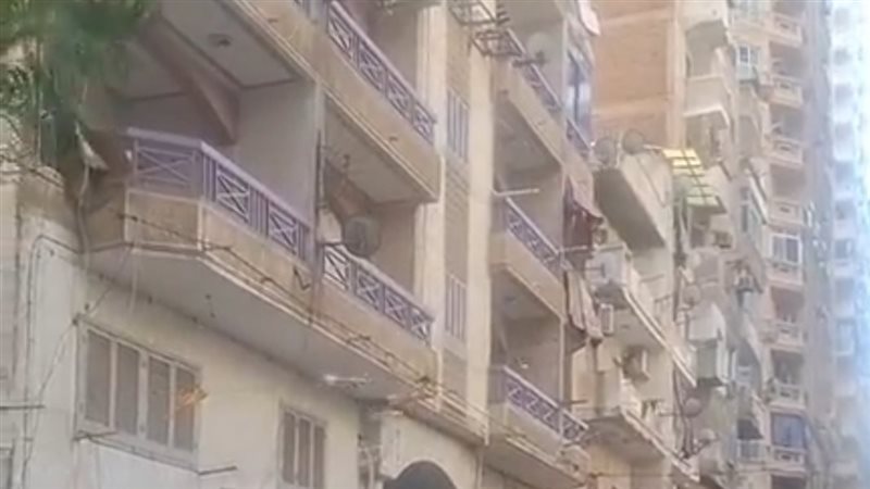 شقة نيفين مندور بالإسكندرية،