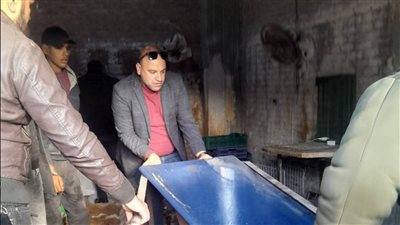 ضبط مخازن أغذية فاسدة وزيوت غير صالحة للاستهلاك بالوراق