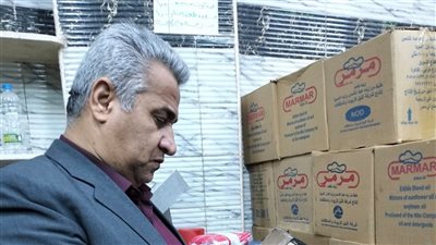 ضبط 12 مخالفة خلال متابعة صرف المقررات التموينية بالوادي الجديد