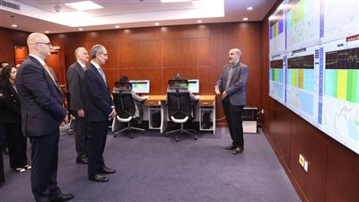 وزير الاتصالات يفتتح مقر مركز مراقبة الطيف الترددي بالجيزة