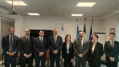 العمل: توفيق أوضاع المصريين الذين لم يحصلوا على إقامة في إيطاليا