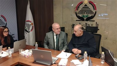 عاصم الجزار يتفقد الغرفة المركزية لـ