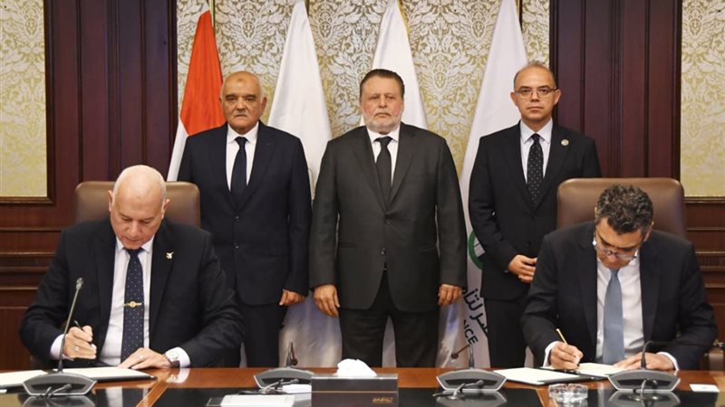 توقيع مبادرة مصر