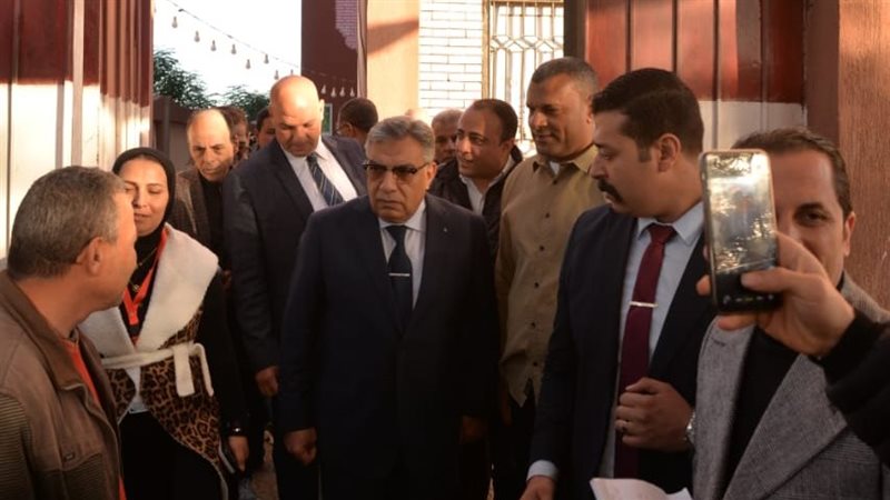 محافظ الدقهلية في