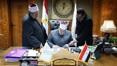 وكيل الأزهر يعتمد نتيجة الشهادة الثانوية لمعاهد فلسطين الأزهرية 