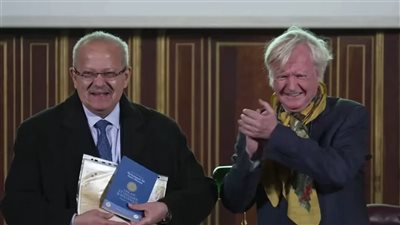 بعد تكريمه من جامعة السوربون، تعرف على المشروع الفكري لمحمد عثمان الخشت ومؤلفاته 