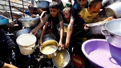 رغم تحسن أزمة المجاعة، أكثر من 100 ألف شخص بغزة يعانون ظروفًا كارثية