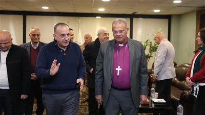 محافظ أسيوط يلتقي رئيس الطائفة الإنجيلية لبحث عدد من المشروعات التنموية