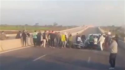 مصرع شاب وإصابة شخصين آخرين في حادث تصادم بطريق السنطة - طنطا