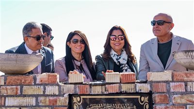 المشاط وعوض ومحافظ الأقصر يضعون حجر الأساس لسوق الحبيل الحضاري 