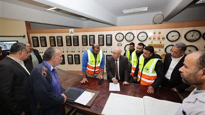رئيس شركة مياه القاهرة يتابع خطط الصيانة والعمرات الدورية بمحطة الروضة
