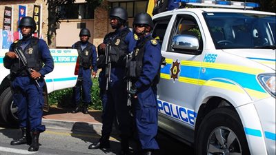 مجزرة قرب جوهانسبرج.. مقتل وإصابة 20 في إطلاق نار عشوائي بجنوب أفريقيا