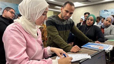 مدير فرع الرعاية الصحية بالإسماعيلية يفاجئ مستشفى فايد (صور)