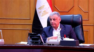 محافظ الإسماعيلية يتابع الاستعدادات النهائية لافتتاح المركز التجاري 