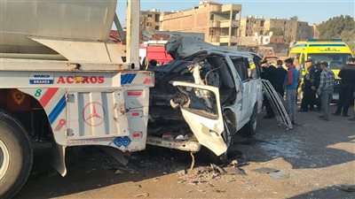 بالأسماء، مصرع وإصابة 21 شخصا في حادث تصادم بالبحيرة (صور) 