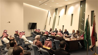 وزير السياحة يبحث مع توفيق بن فوزان تنظيم موسم الحج السياحي 