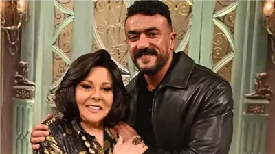 أحمد العوضي: أعيش قصة حب وإسعاد يونس أول من سيعرف هوية العروس