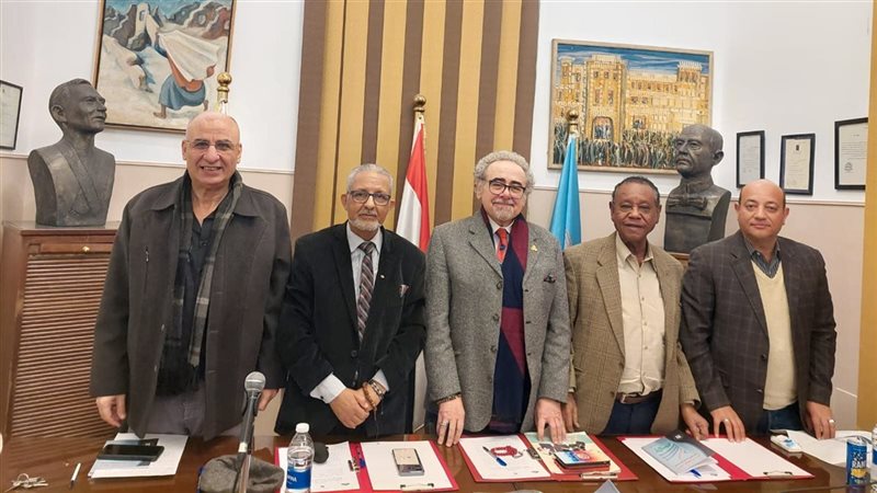 اتحاد الكتاب العرب،