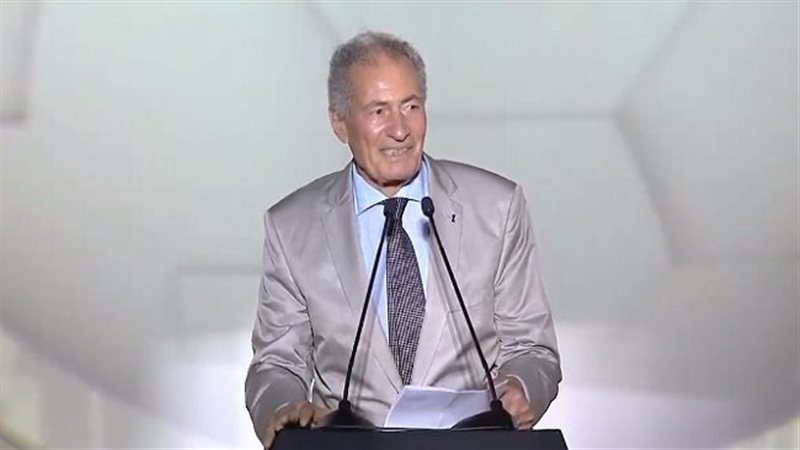 حسن مصطفى، فيتو