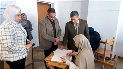 جامعة بنها تتابع امتحانات الفصل الدراسي الأول بكلية الفنون التطبيقية