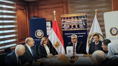 أمين عام المجلس الأعلى للجامعات يشهد اجتماع لجنة قطاع الدراسات التربوية 