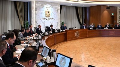 مدبولي يُطالب بتوفير موارد إضافية استثنائية للتأمين الصحي الشامل و