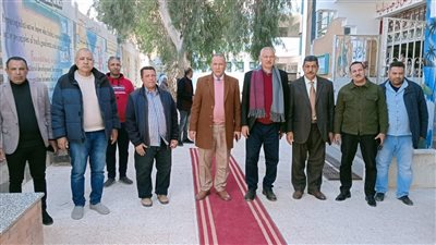 وكيل التعليم بأسيوط يتفقد 9 مدارس بالبداري لمتابعة خطط المناهج الدراسية 