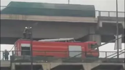  حريق يلتهم تاكسي أعلى كوبري العباسية دون إصابات