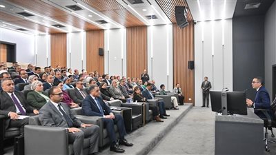 وزير الاستثمار: مشكلتنا ليست في التصدير.. و83٪؜ من فاتورة الاستيراد مستلزمات إنتاج