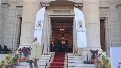 بدء فعاليات احتفالية عيد العلم بجامعة القاهرة (صور)
